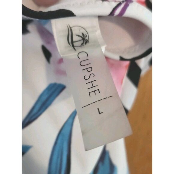 Cupshe Swimsuit L Tummy Control Floral and‎ Stripe Halter One Piece - Picture 10 of 11